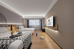 Rezen Proyal Hotel