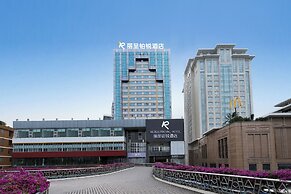 Rezen Proyal Hotel