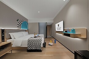 Rezen Proyal Hotel