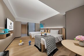 Rezen Proyal Hotel