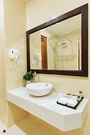Paragon House & Residence