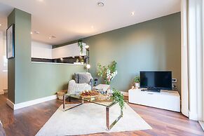 Luxury Townhouse