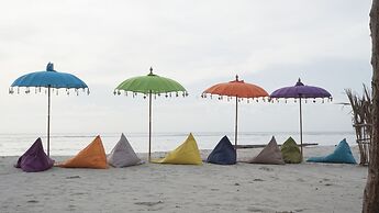 Costa Beach Resort & Club