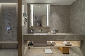 DoubleTree by Hilton Shenzhen Nanshan Hotel & Residences