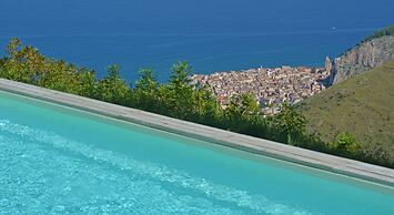 Villa Palomina