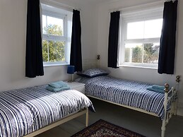 2 Farm Cottages