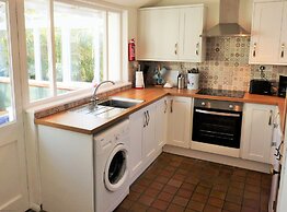 2 Farm Cottages