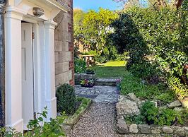 Grove Cottage