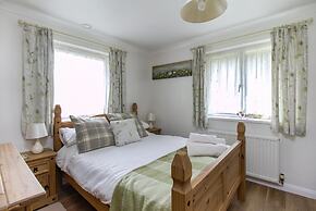 Queen Bower Farm Lodge