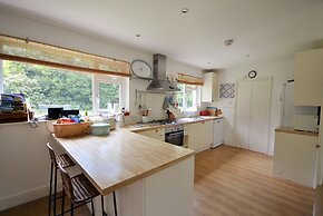 Rofford Lodge