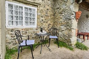 Ye Olde Cottage