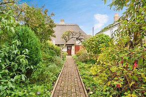Ye Olde Cottage