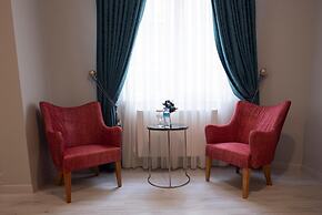 Acar Hotel