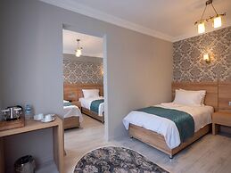 Acar Hotel
