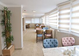Acar Hotel