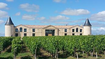 Château Tour Saint-Fort