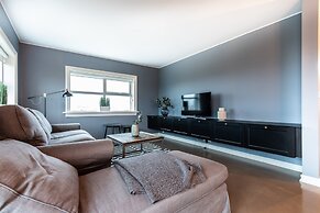 House B16