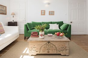 White Jasmine Cottage
