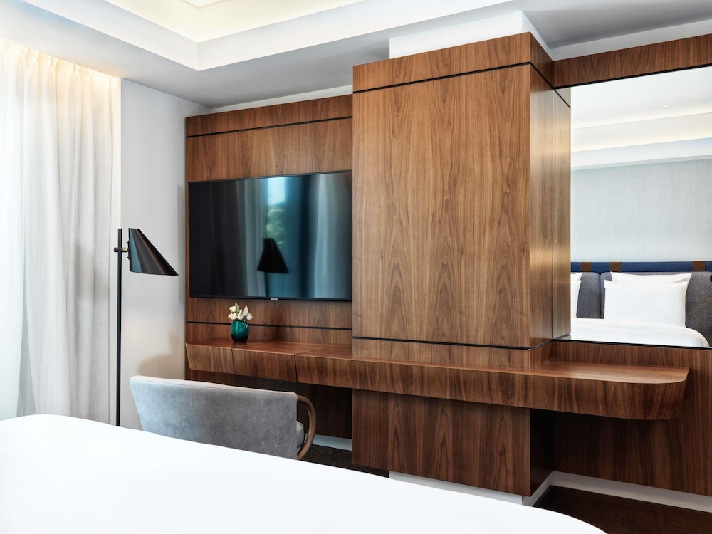 Athens Capital Center Hotel-MGallery Collection