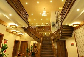 White Gate Luxury Hotel