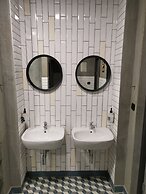 K43 Rooms and Apartments