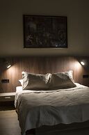 K43 Rooms and Apartments