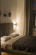 K43 Rooms and Apartments