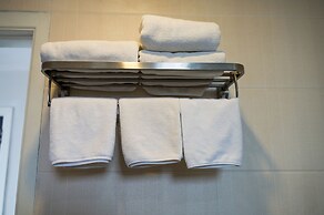 Hak Huot Hotel I
