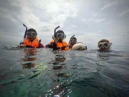 Alegria Dive Resort