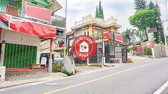 OYO 2369 Cempaka Homestay