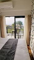 Ocean View Araha 305