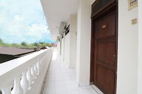SPOT ON 2426 Hotel Aget Jaya Ii