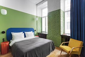 P 17 Hotel