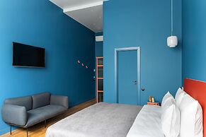 P 17 Hotel