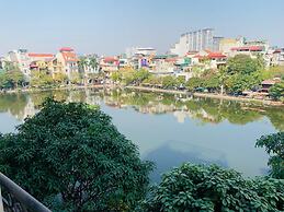Lakeside House - Hanoi