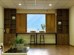 Meo Vac Valley Hotel - Hostel
