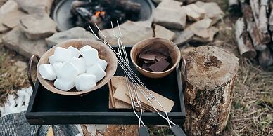 THE Retreat