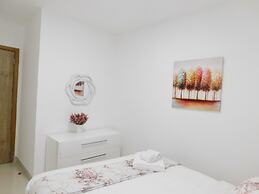 Luton Vacation Homes Continental Tower