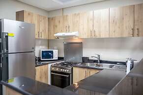 Luton Vacation Homes Continental Tower