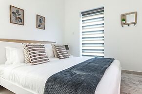 Luton Vacation Homes Continental Tower