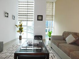 Luton Vacation Homes Continental Tower