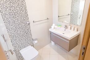 Luton Vacation Homes Continental Tower