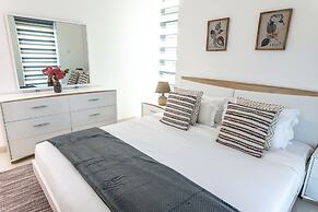 Luton Vacation Homes Continental Tower