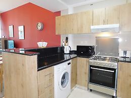 Luton Vacation Homes Continental Tower