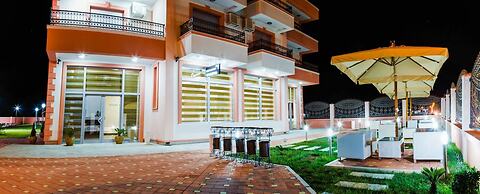 Hotel Oasis