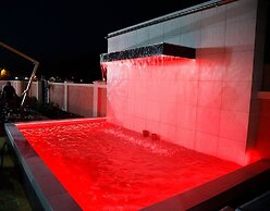 Hotel Oasis