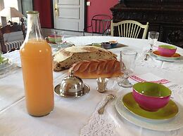 Rouge Maison