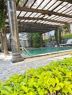 Hotel Montebello