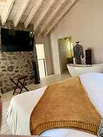 Hotel Montebello