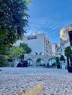 Hotel Montebello